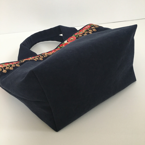 インド刺繍リボンとクッタリ帆布のトートバッグ◇ネイビー トート 