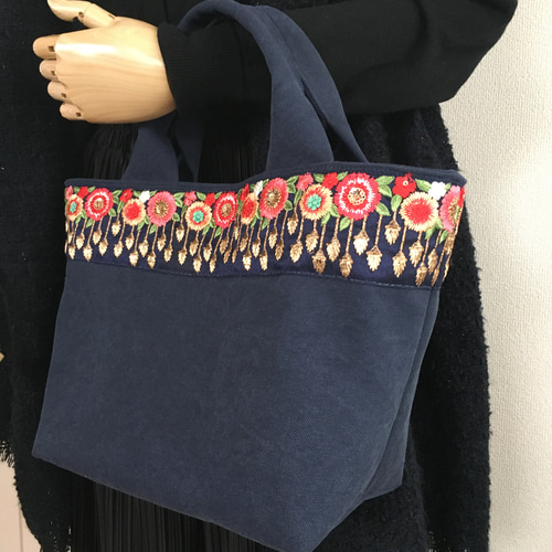 インド刺繍リボンとクッタリ帆布のトートバッグ◇ネイビー トート