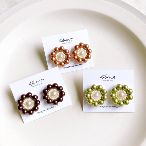 ブラウンゴールドパールのビーズ刺繍ピアス/イヤリング ピアス