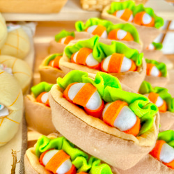 おままごと☆フェルトのパン屋さん18個セット　トング&トレイ付き 8枚目の画像