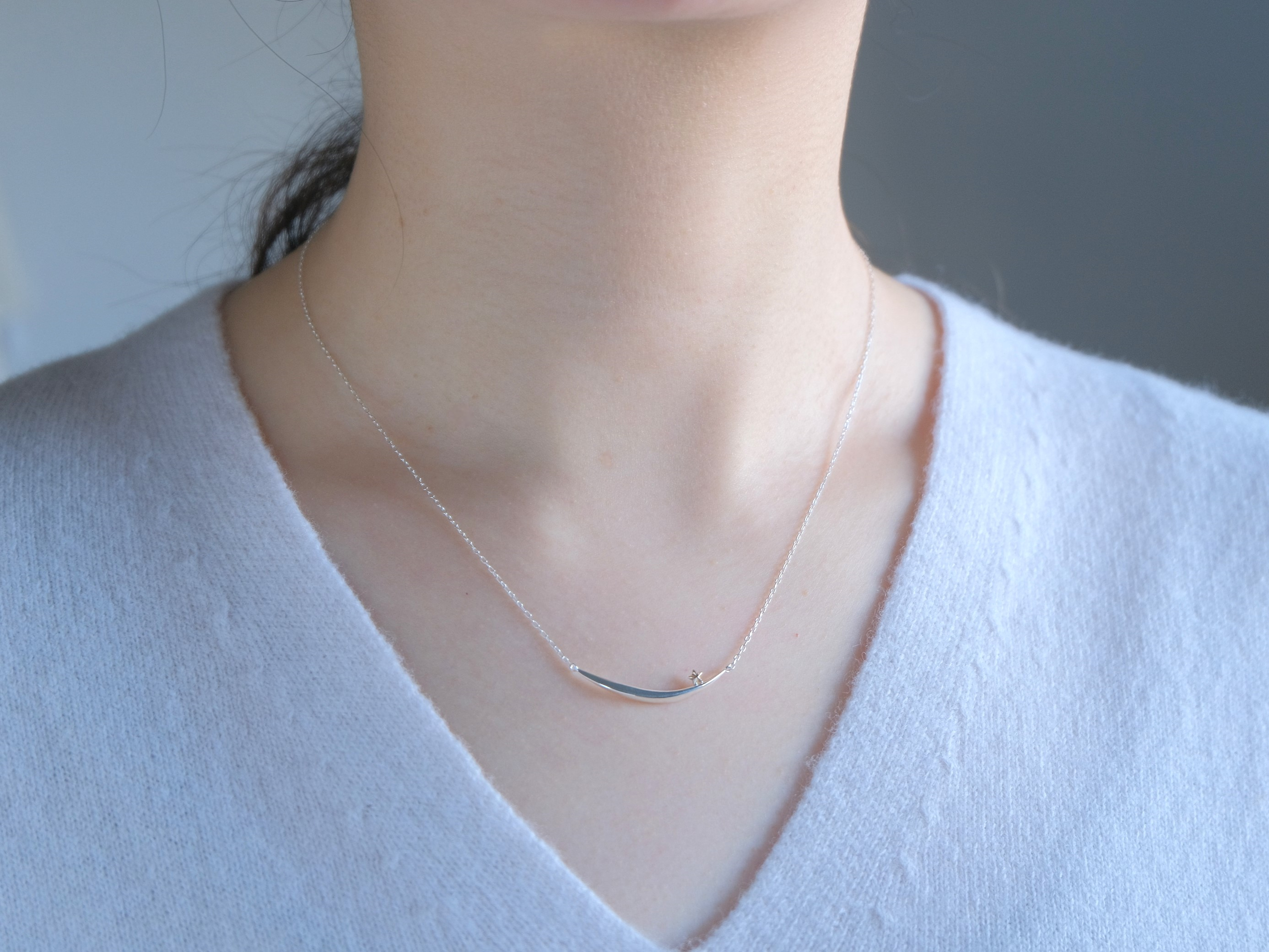tungl og stjö necklace：K10YG×silver925　星カーブバーネックレス　シルバー×ゴールド