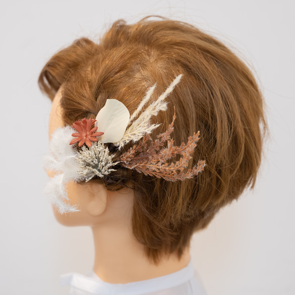 【ショートヘアーやベリーショートの花嫁様に】ドライフラワー風ヘッドパーツA　秋冬のBOHOウェディングの髪飾り 3枚目の画像