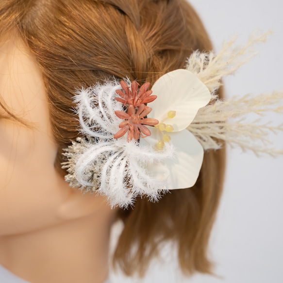 【ボブやショートボブの花嫁様に】クレマチスシード・パンパスグラスのヘッドドレスB　秋冬のBOHOウェディングの髪飾り 4枚目の画像