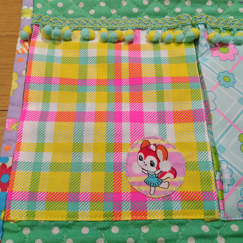 送料無料 レトロアニマルとピンクス生地がかわいい♥ウオールポケット