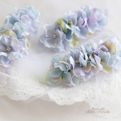 Floral barrette -blue 第1張的照片