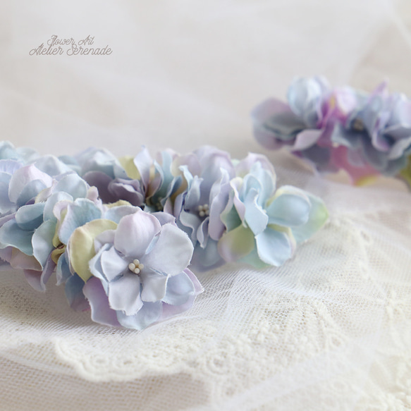 Floral barrette -blue 第4張的照片