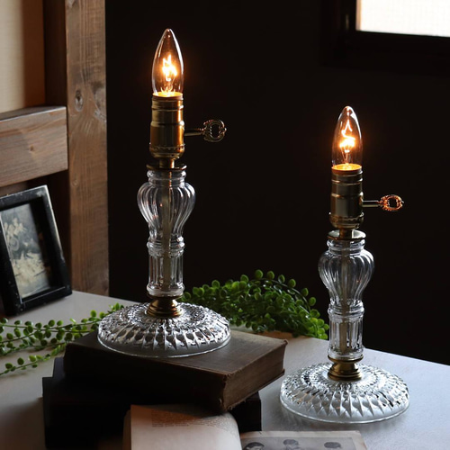 アンティークカットガラスクリアライトスタンド