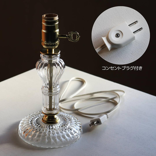 ヴィンテージプレスカットガラステーブルライト｜アンティーク卓上照明