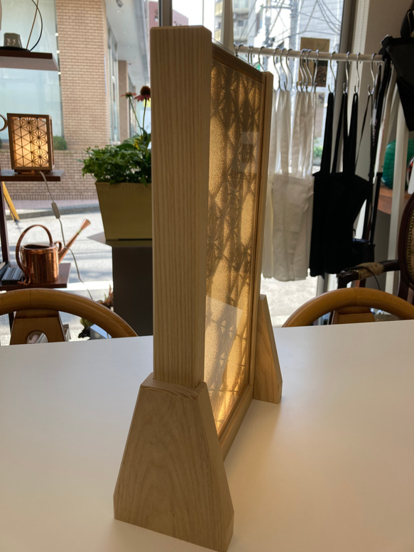 組子パネルを使った照明　受注生産 