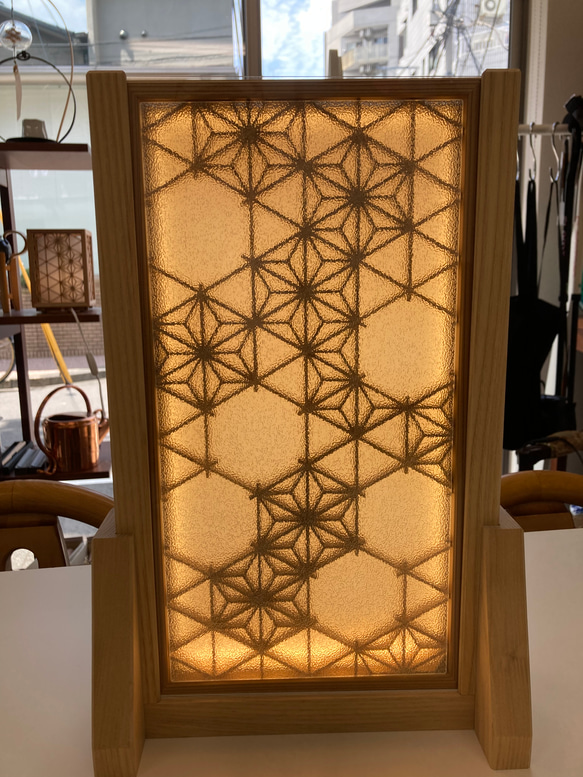 組子パネルを使った照明　受注生産 