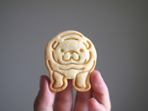 クッキー型　パグのﾓﾌﾓﾌマフラー 6枚目の画像