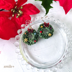 クリスマスリースのピアス/イヤリング 1枚目の画像