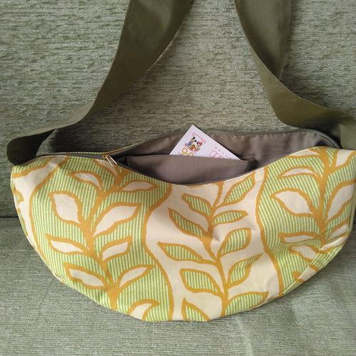 未使用Simple Projectクロワッサン ショルダーバッグ翌日発送可