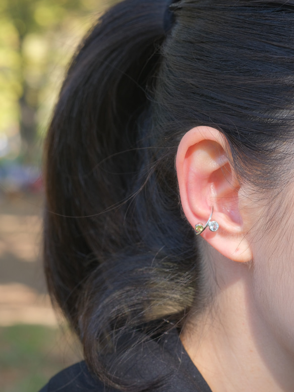 earcuff peridot×bluetopaz ブルートパーズ×ペリドット　イヤカフ　silver925　シルバー 7枚目の画像