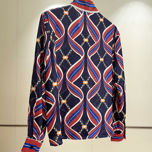 【美品】JOSEPH シルク100% 総柄ボウタイブラウス ブルー 美品】JOSEPH シルク100% 総柄ボウタイブラウス ブルー - メルカリ