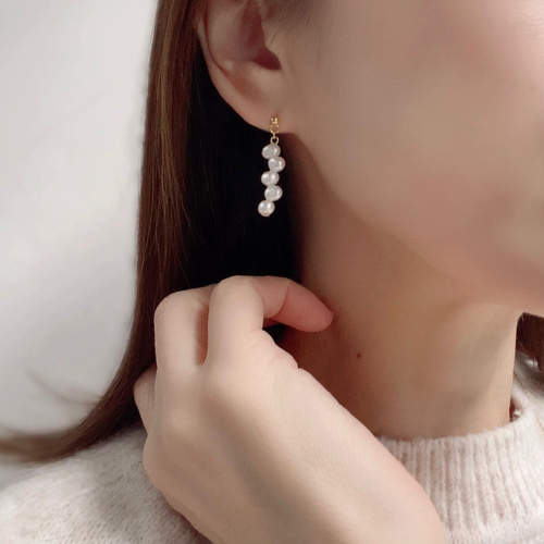 再販！クレオ淡水パールの5連ピアス/イヤリング ピアス（スタッド・一