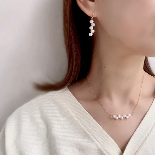 再販！クレオ淡水パールの5連ピアス/イヤリング ピアス（スタッド・一
