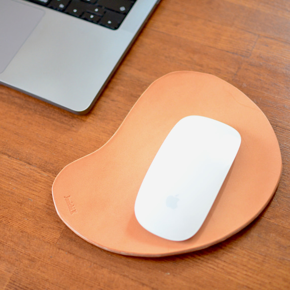 珍品！GUCCI レザーマウスパッド 箱付き プレゼントにも マウスパッド おしゃれ 名入れ 革 栃木レザー jour7 : カミカゼ