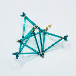 3D Triangle PIERCE/EARRING［Green］ 2枚目の画像