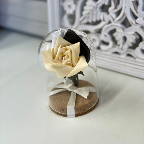 木製フレーム入り ドライフラワー バラ インテリアアート ガラスドームに入った木で出来た枯れない薔薇【かんなフラワーアート