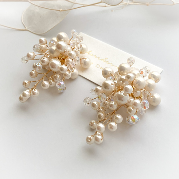 白色天然珍珠花束耳環 | 婚禮 | 新娘 | 特殊場合 [補貨] 第3張的照片