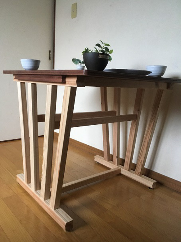 Shell 03 dining table for 2 people   木製ダイニングテーブル　2人用　 3枚目の画像