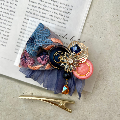 no.59 ハンドメイドデニム刺繍リボンとフリフリフリンジのヘアアクセサリー
