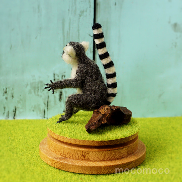 フェルティング彫刻petit・U動物園シリーズ　ワオキツネザルのオカヤン　☆羊毛フェルティング☆あかころ☆ 