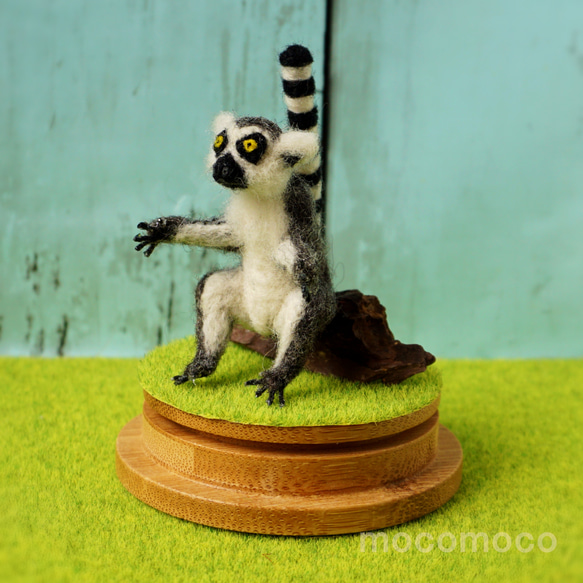 フェルティング彫刻petit・U動物園シリーズ　ワオキツネザルのオカヤン　☆羊毛フェルティング☆あかころ☆ 