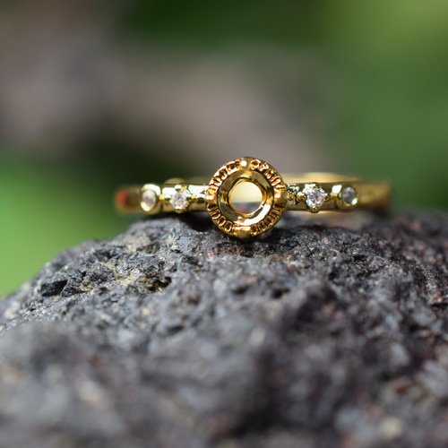 RG23-2 上品 3.5x3.5mm~4.2x4.2mm ミニ ファセット 台座 リング枠