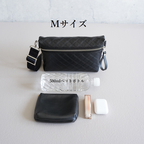 キルティングレザー ミニショルダーバッグ(ブラック/レッド)ボディ