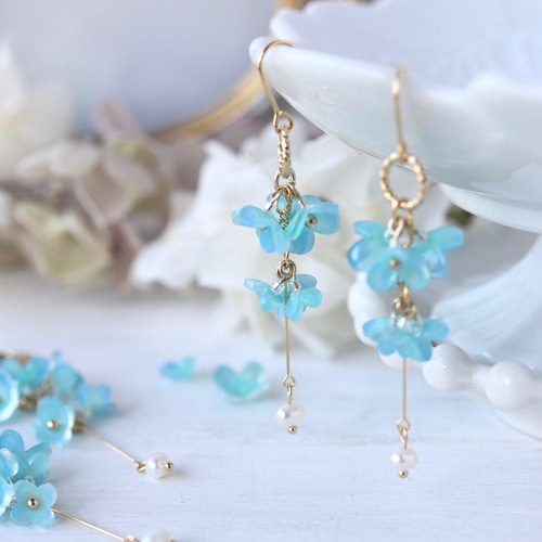 ピアス　赤　星の砂　透かしパール　フラワー　海　夏　可愛い　揺れる　イヤリング ピアス 赤 星の砂 透かしパール フラワー 海 夏 可愛い 揺れる