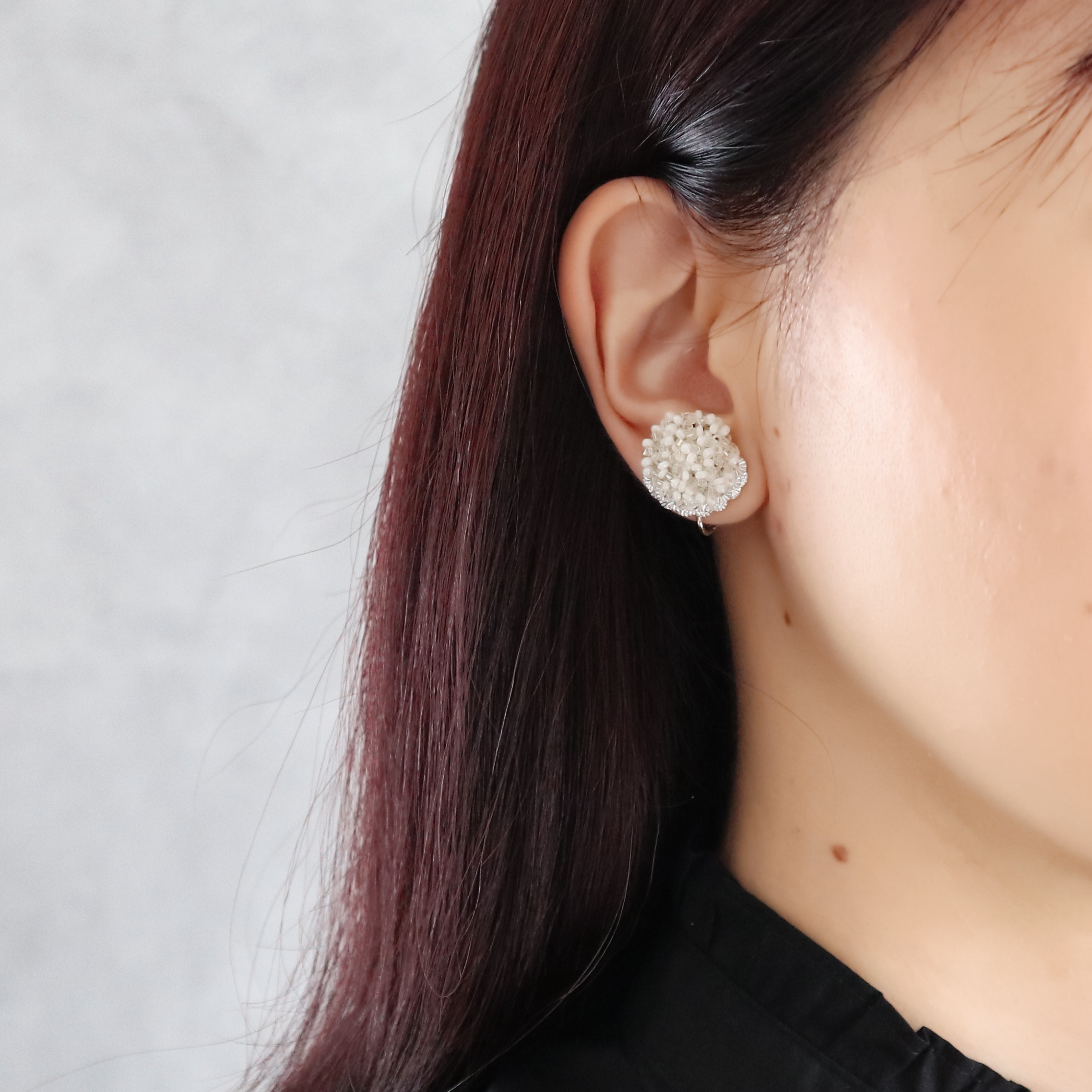 Snow Flower パールとスパンコール イヤリング・ピアス