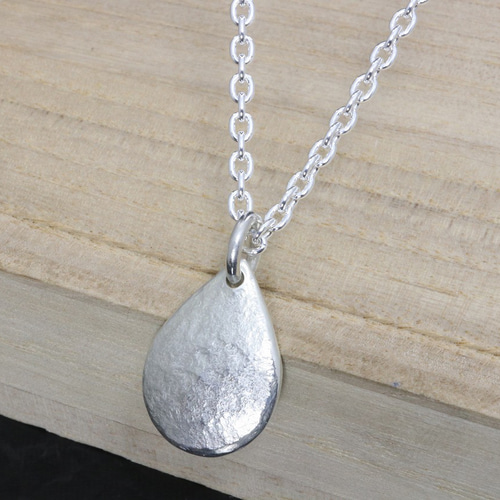 ペンダント ネックレス メンズ レディース : 岩石丸 鎚目 雫