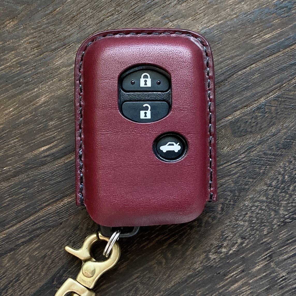 ブルガロ 赤紫 真鍮 スバル subaru 本革 キーホルダー カバー ケース