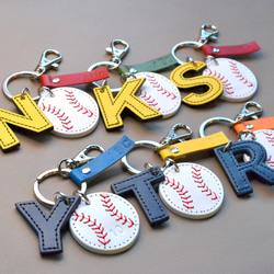 限定セール】卒業・卒団記念に！[野球ボールキーホルダー]背番号刻印