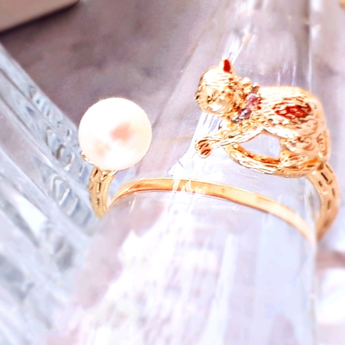 ネコちゃんのボール遊び フォークリング◇淡水パール指輪【14kgf】金属