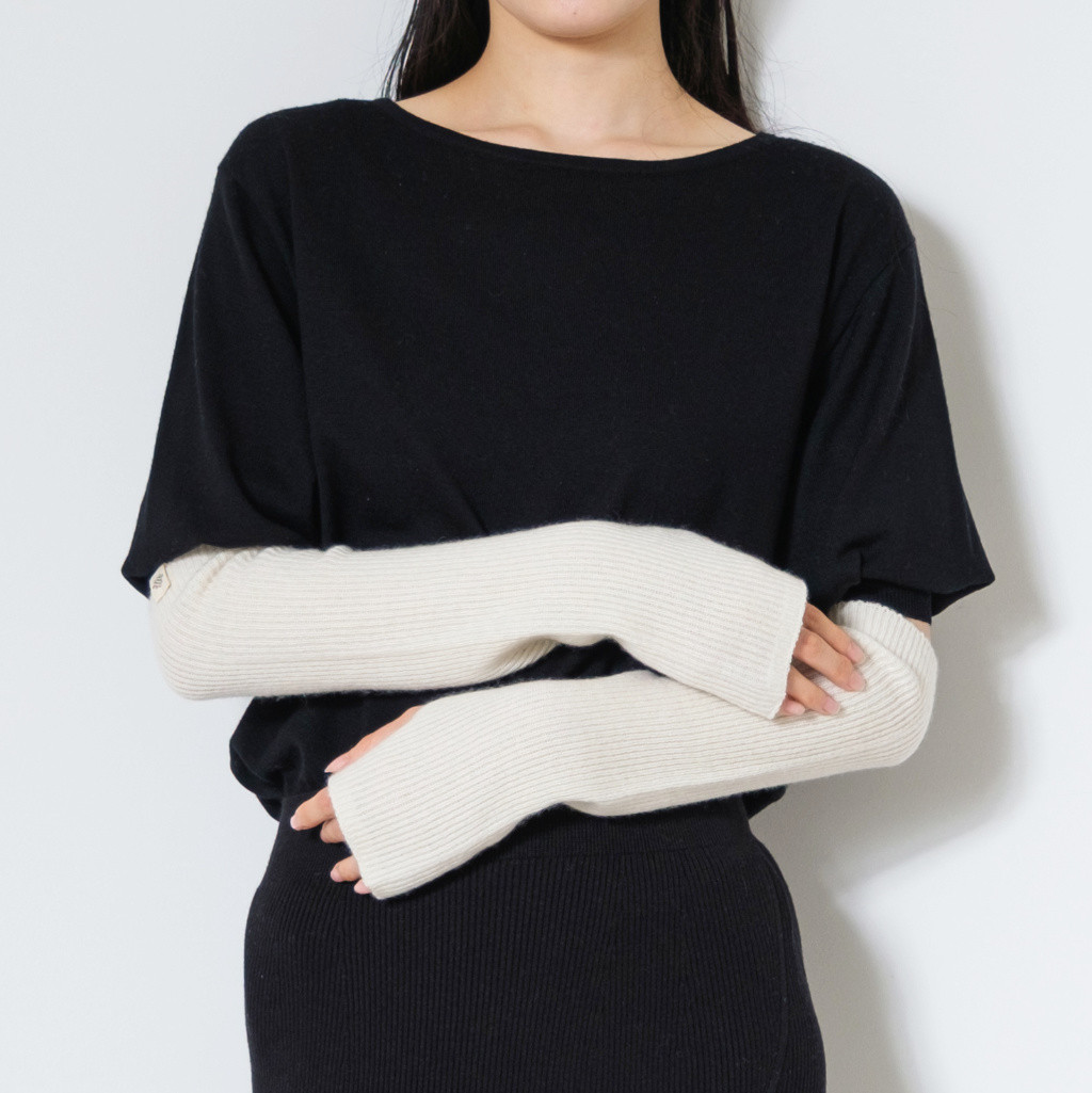 100%カシミヤ ハンドウォーマー 無染色 Raw White