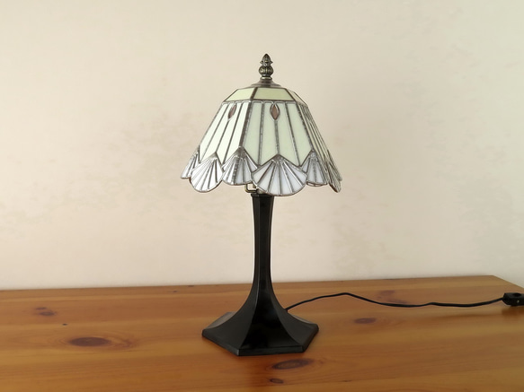 タンポポの綿毛・たんぽぽ・パールホワイト（ステンドグラスランプ）テーブルランプ・ガラス照明・ Lサイズ 2枚目の画像