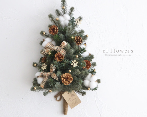 コットンフラワーのクリスマスツリー 壁掛け Christmas tree c3b81e08082ae43670c4150bf6e5ac
