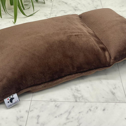 【頭が置ける‼︎】リアルダウンたっぷり使用ペットベッド　＋　ふわふわ専用カバーセット　クッション　犬猫用 4枚目の画像