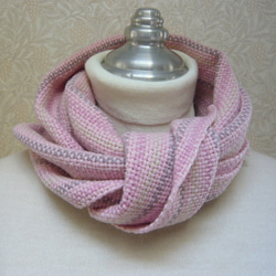草木染毛糸の手織りマフラー　Ｍ-136 4枚目の画像