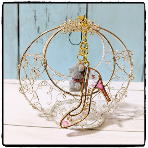 NO.129 // お洒落なヒール履いてお出かけ♪ ハイヒールレジンキー