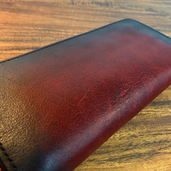 オレンジの金属ファスナー財布 / 革の手染め ブラウン（茶＋黒） 7枚目の画像