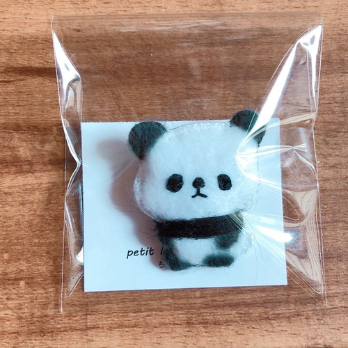 パンダ フェルトマスコット ブローチ ブローチ ちいさなうさぎ 通販