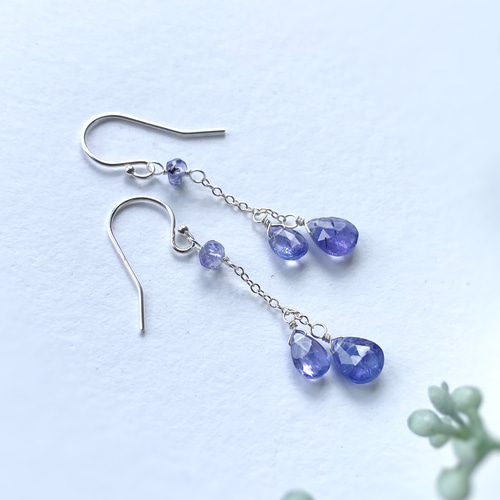 【みゆゆ】✳︎SALE✳︎宝石質タンザナイト枠留めイヤリング 楽天市場】【SALE】 K10ホワイトゴールドタンザナイトイヤリング