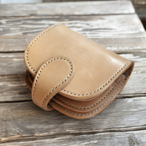 本革ころんとかわいいショートコンパクトフラップ折財布（受注制作