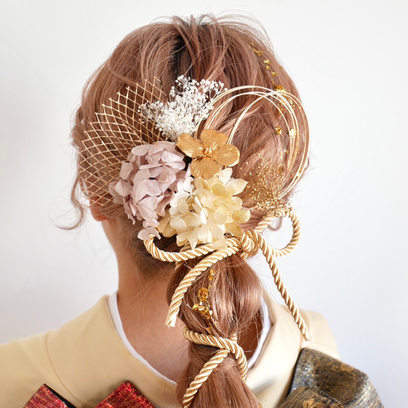 O90  ロープアレンジ　ドライフラワー　髪飾り ベージュ　ゴールド　卒業式　袴　成人式　振袖　結婚式 3枚目の画像