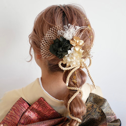 O93  ロープアレンジ　ドライフラワー　髪飾り　黒　ゴールド　卒業式　袴　成人式　振袖　結婚式 3枚目の画像