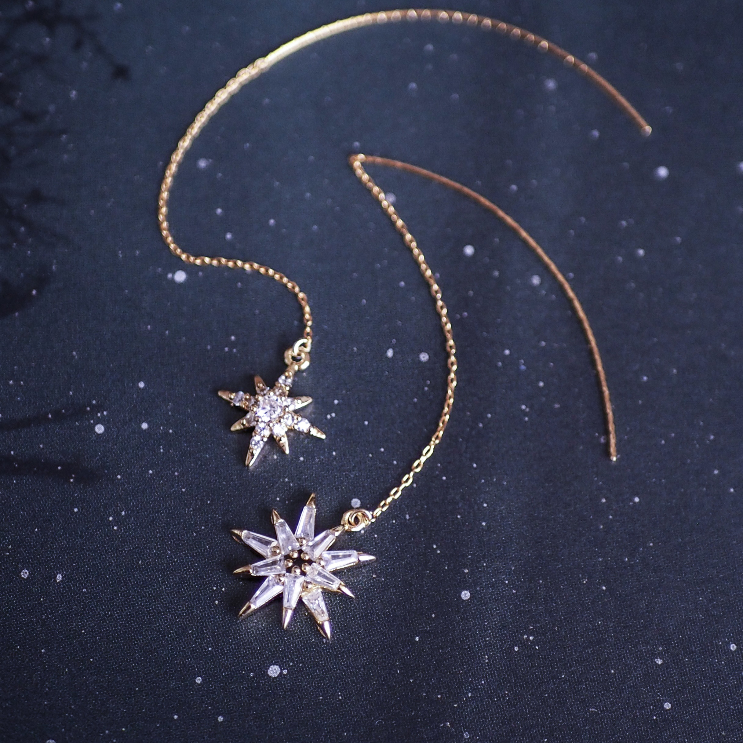 ピアス 星と雪の結晶 ハンドメイド
